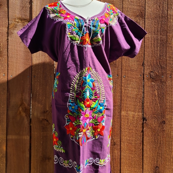 Handmade Artisanal dress made in Mexico 🇲🇽 - Picture 1 of 4